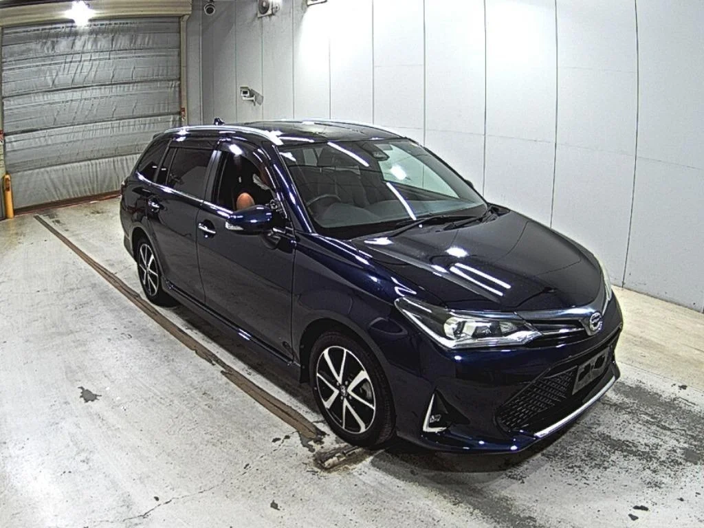 Toyota Corolla Fielder NRE161G 2018